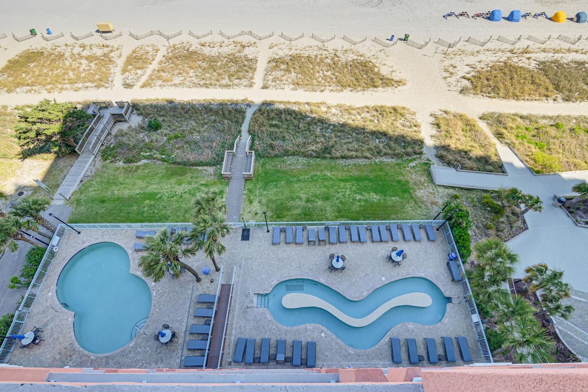 Beachy Condo With Pool Access And Steps To Boardwalk! เมอร์เทิลบีช ภายนอก รูปภาพ