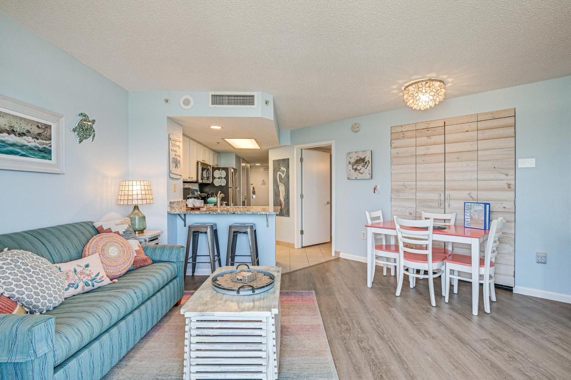 Beachy Condo With Pool Access And Steps To Boardwalk! เมอร์เทิลบีช ภายนอก รูปภาพ